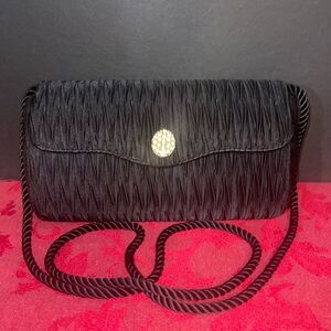 Vintage Walborg Black Pleated Satin Clutch Shoulder Bag Capsule Shape‎